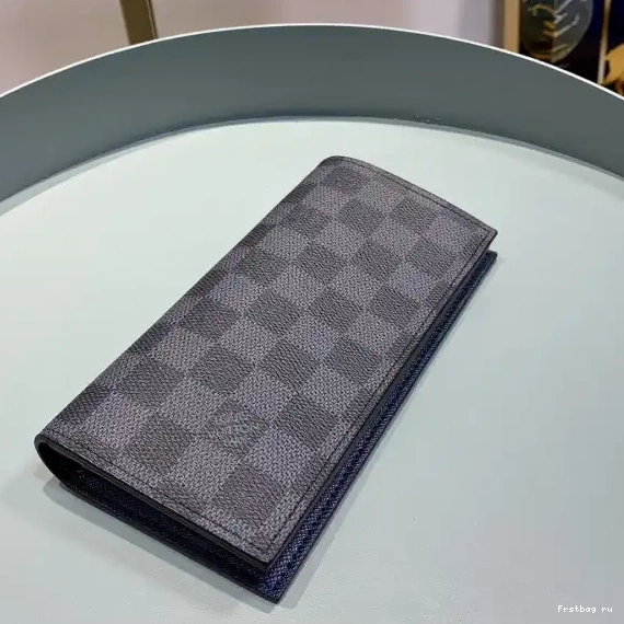 First bag ru ALEXANDRE LOUIS VUITTON WALLET 0610